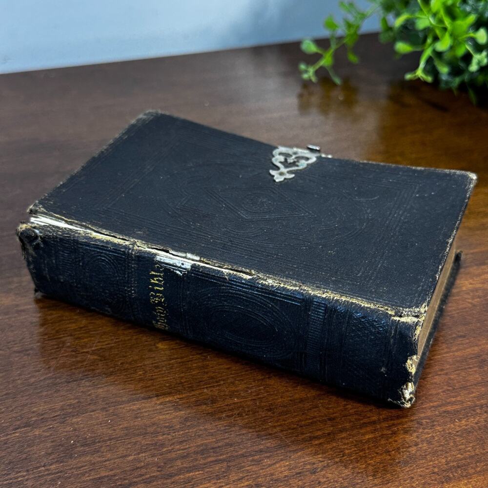 Antique 1871 Oxford Holy Bible King James Version Leather Bound Brass Clasp